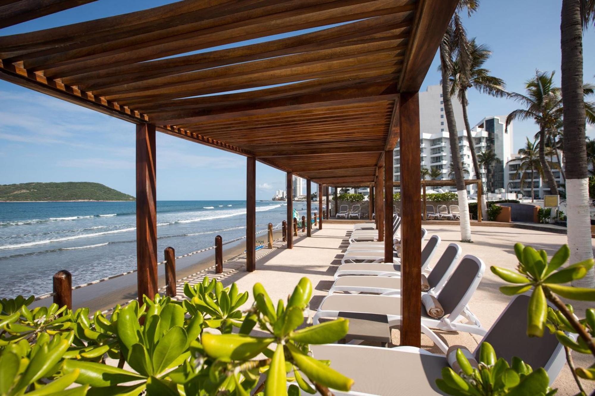 Costa De Oro Beach Hotel ماساتلان المظهر الخارجي الصورة